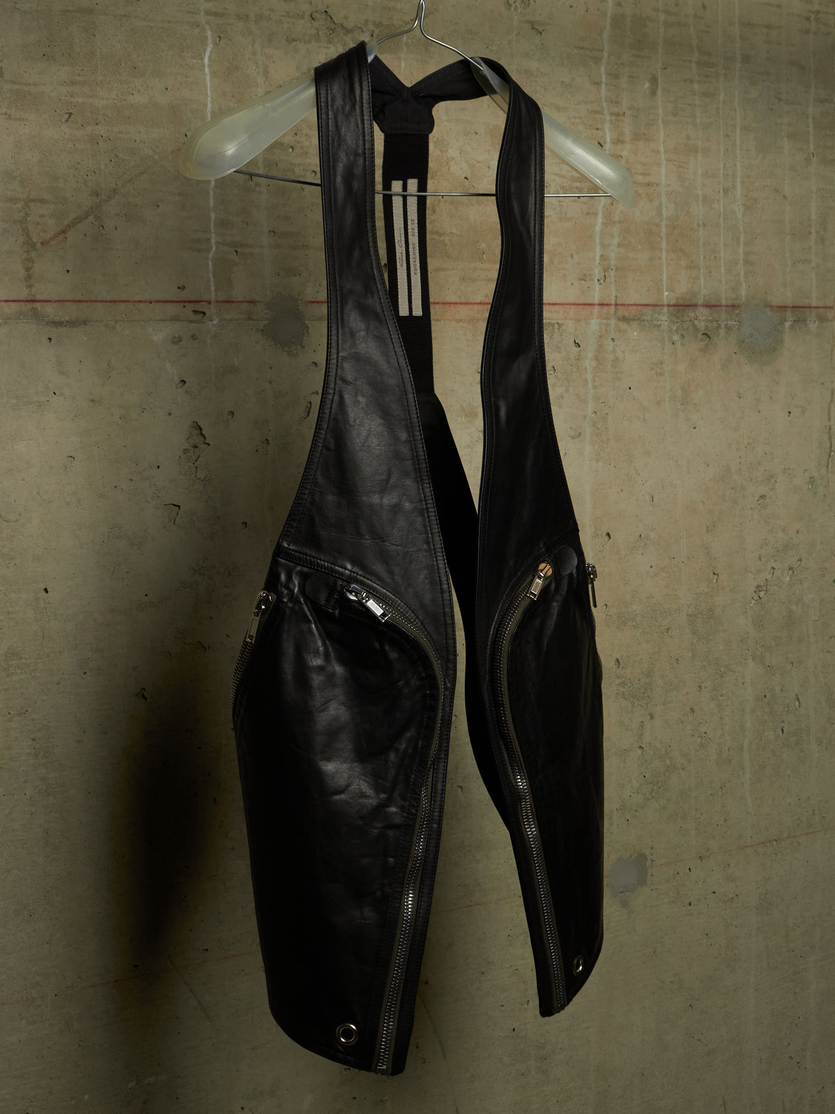 Rick Owens SS22 "FOGACHINE" BLACK Calf Leather Bauhaus Vest Bag