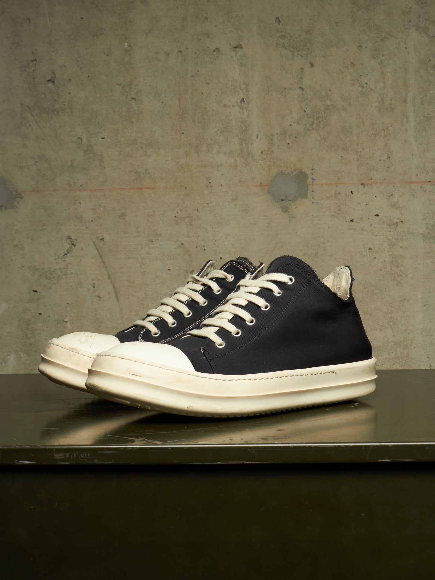 Rick Owens DKRSHDW AW20 “PERFORMA” Contrast Stitch Nylon Canvas Low-top Ramones Sneakers