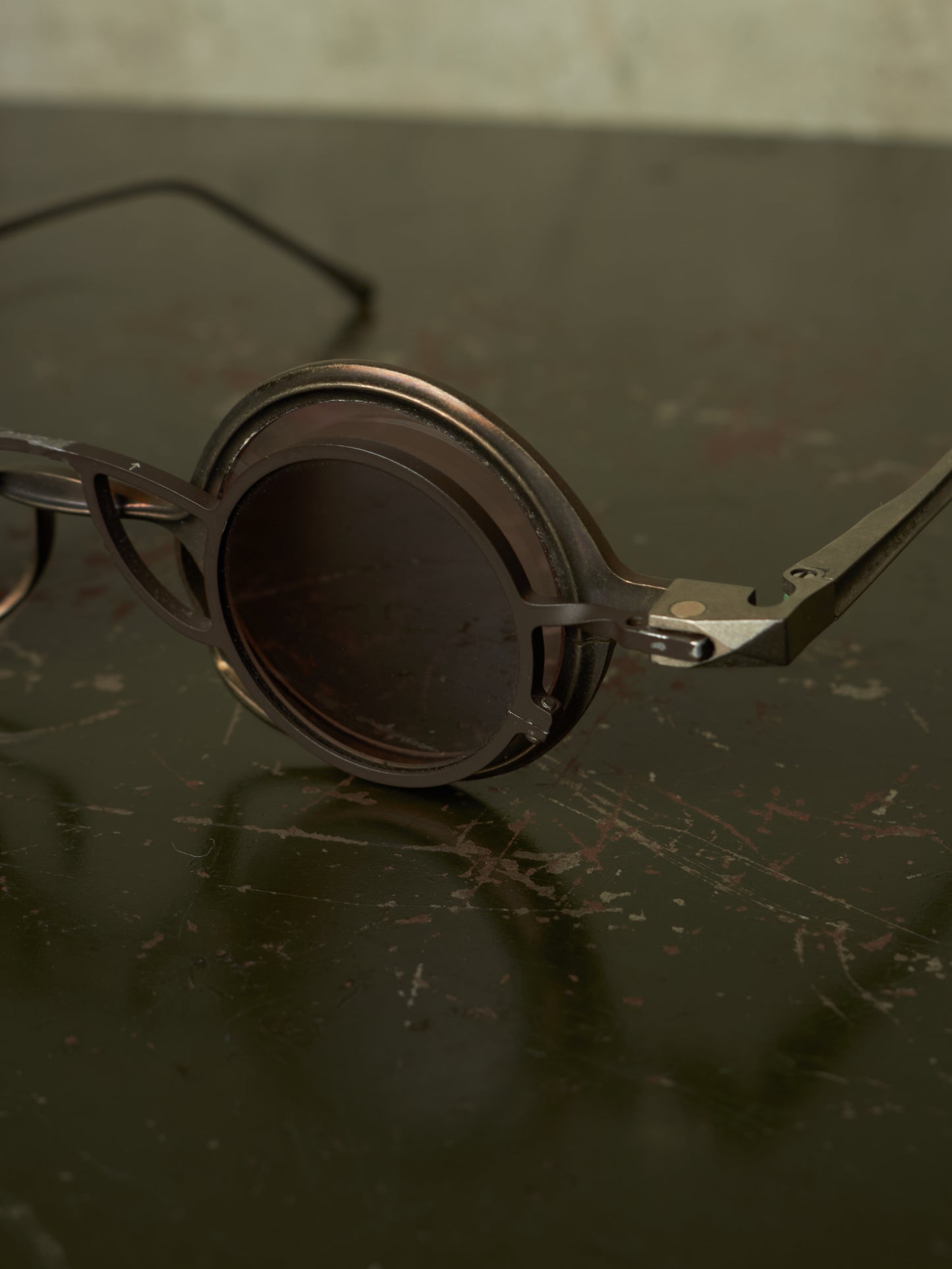 RIGARDS 'RG0105TI' Vintage Titanium Frame Rose / Grey Lens Clip-on Sunglasses