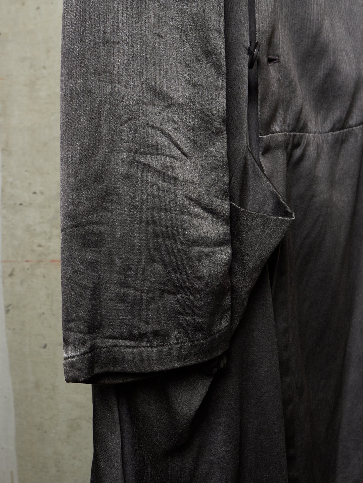 S/STERE SS10 "BUG" Dark Grey Lilac Silk Unlined Double Breasted Robe