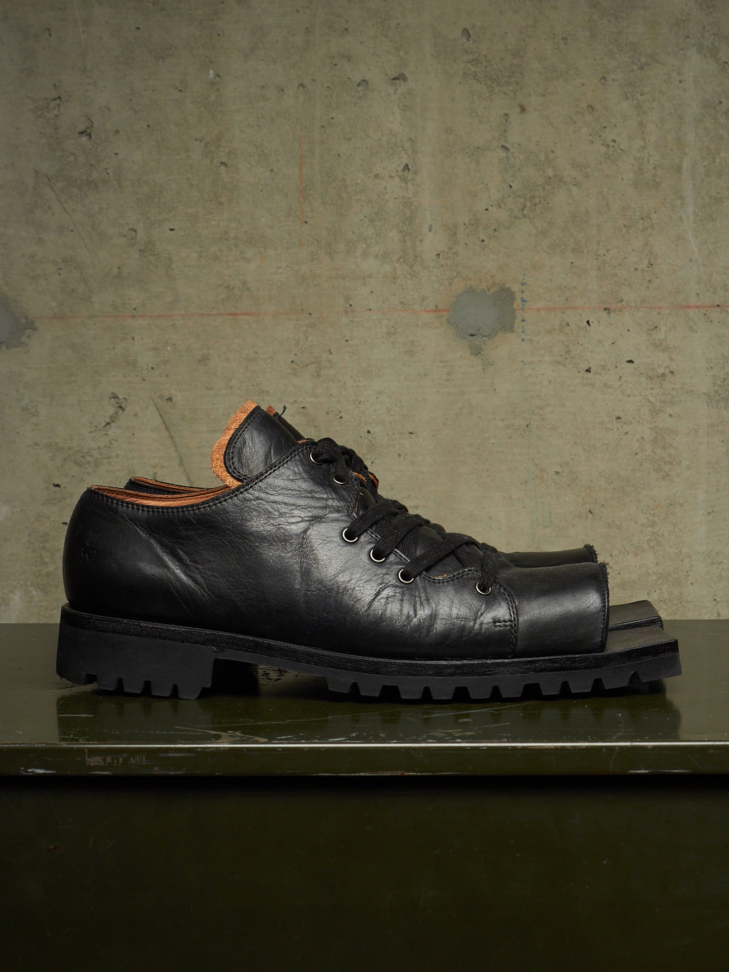 The Old Curiosity Shop Black Calf Leather Hog Toe Derbies