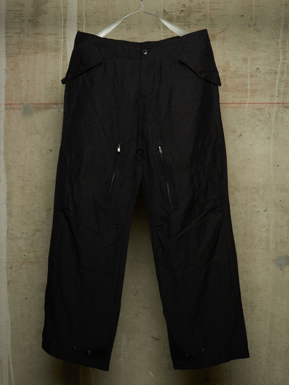 The Viridi-Anne 2010s Black Linen Rayon Excella Zip Cargo Pants