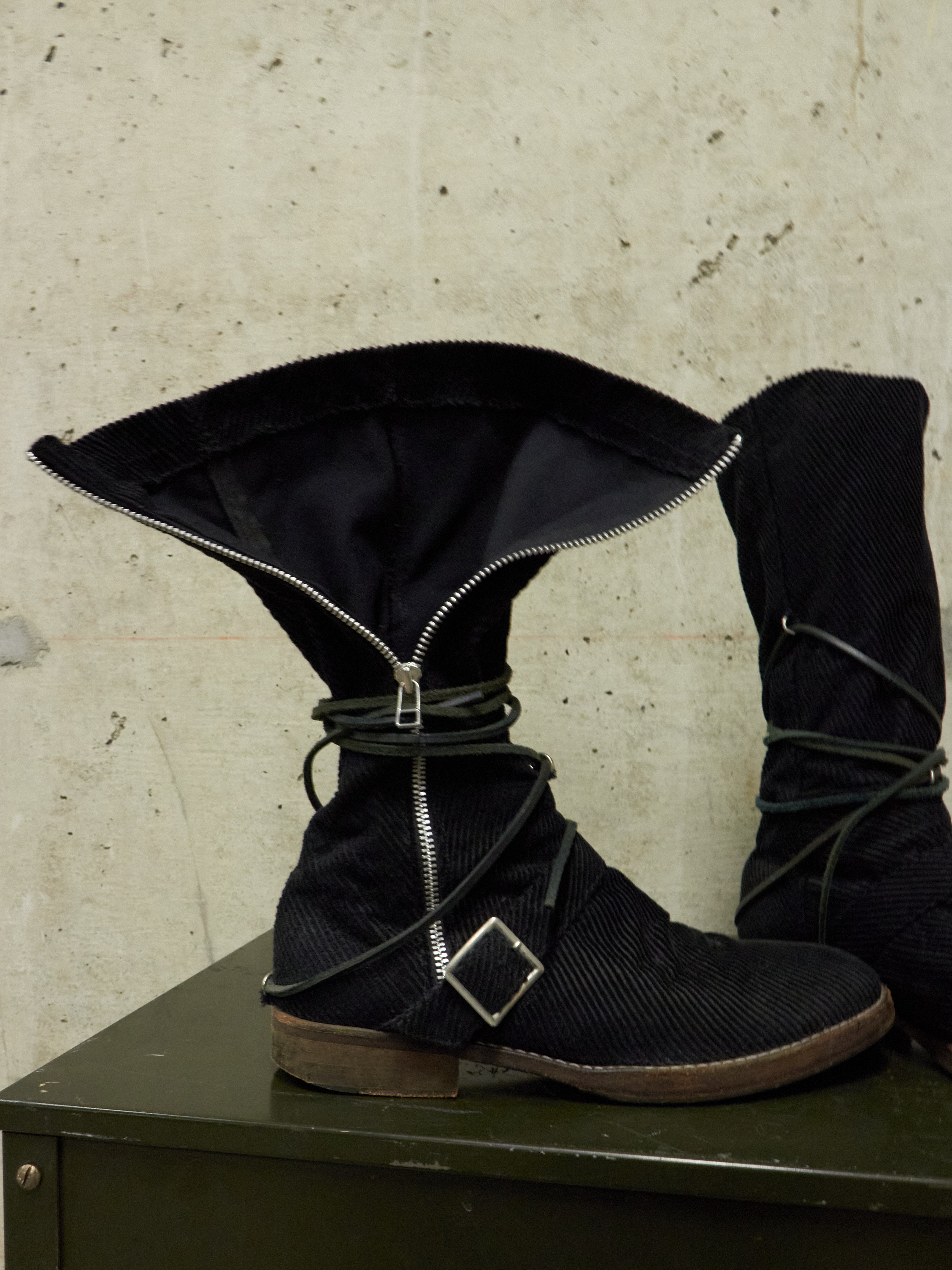 Undercover AW05 Arts & Crafts Corduroy Engineer Boots – DRIEW