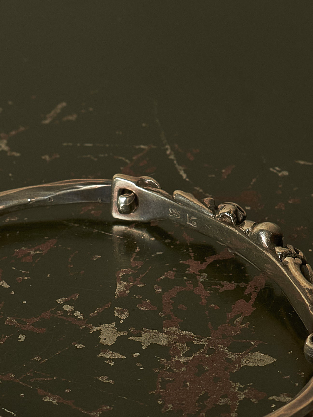 WERKSTATT:MÜNCHEN 2010s .925 Silver Skull & Bones Hook Bracelet (Older Model)