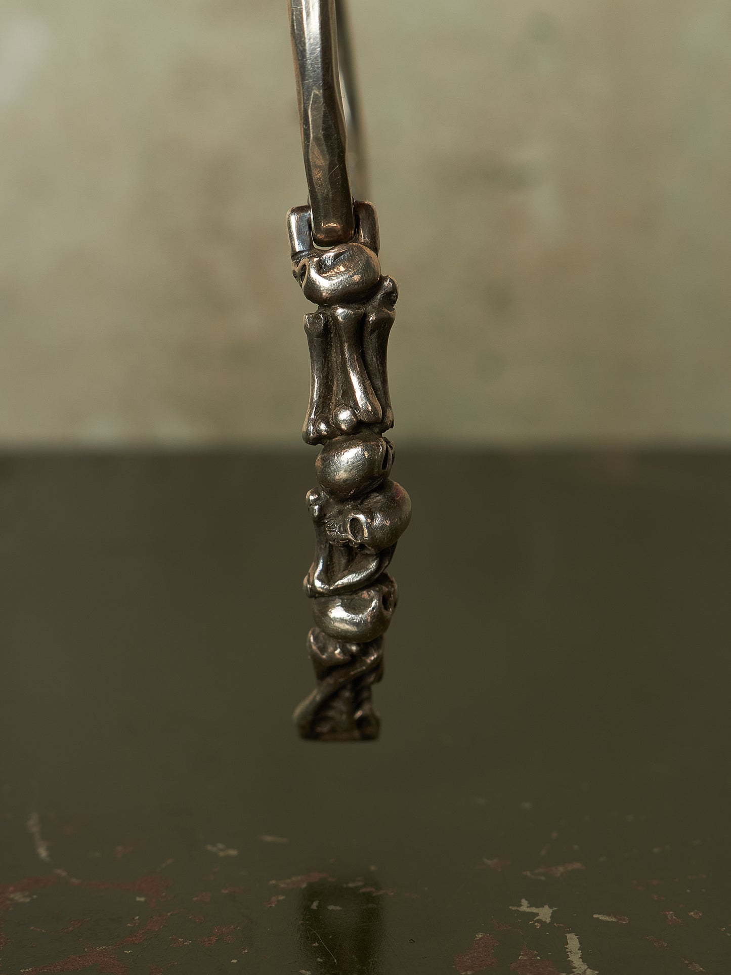 WERKSTATT:MÜNCHEN 2010s .925 Silver Skull & Bones Hook Bracelet (Older Model)