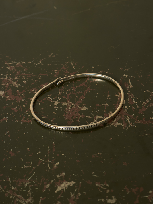 WERKSTATT:MÜNCHEN 'M2640SITR' .925 Silver Trace Hook Bangle (Older Model)