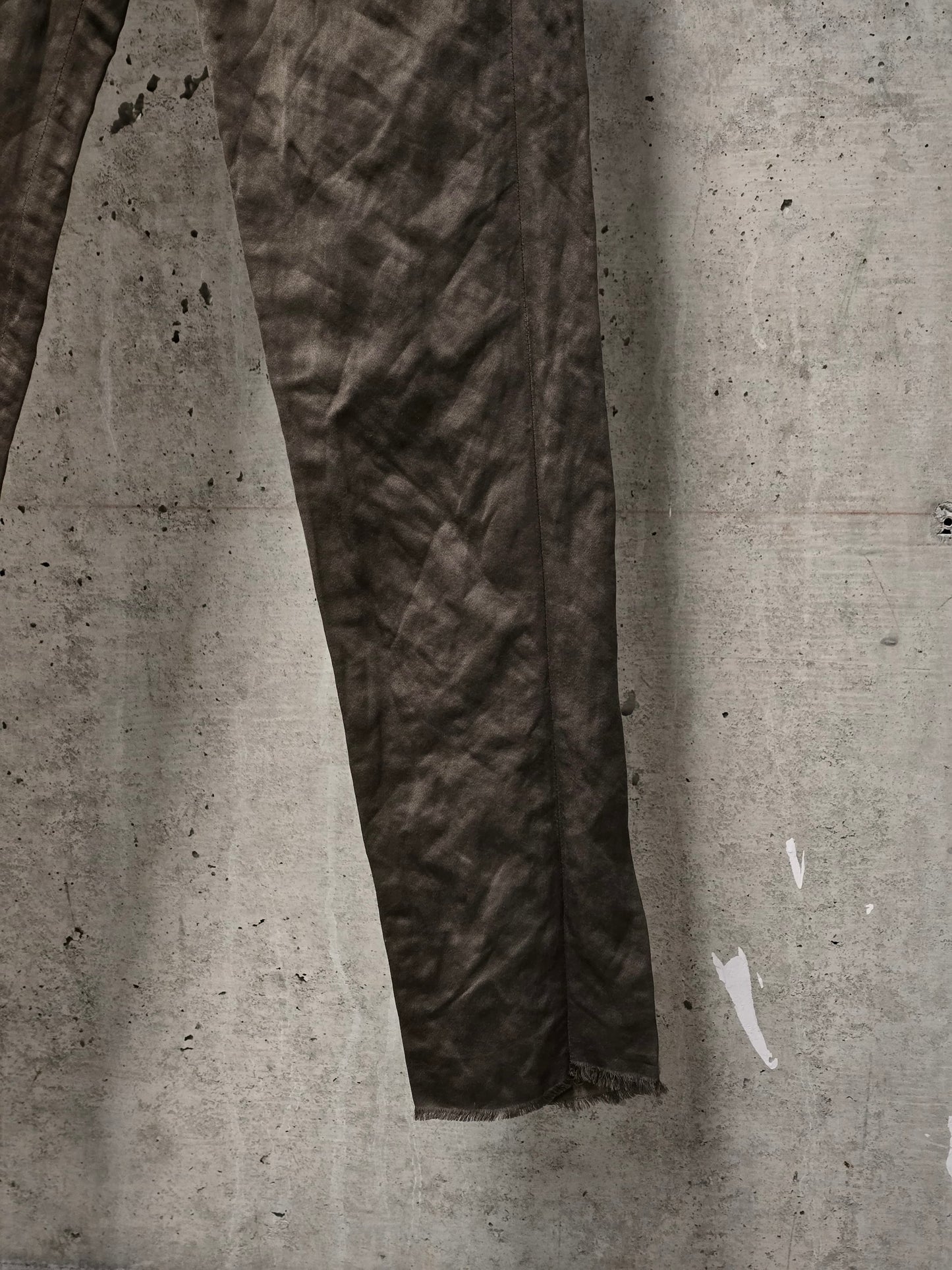 Julius_7 SS07 "UNDERWORLD;" Khaki Undulated Rayon Military Cargo Pants