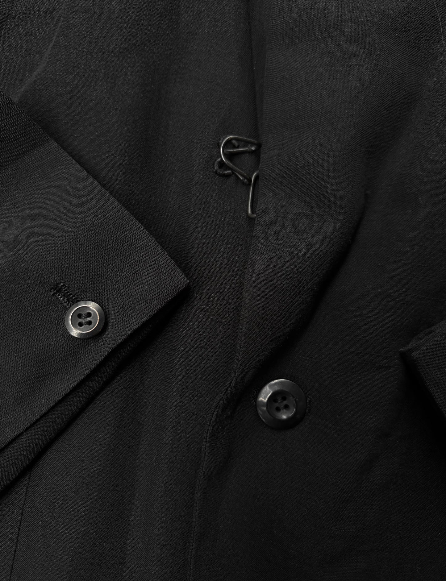 ATTACHMENT by Kazuyuki Kumagai Sharp Lapels Relaxed Blazer