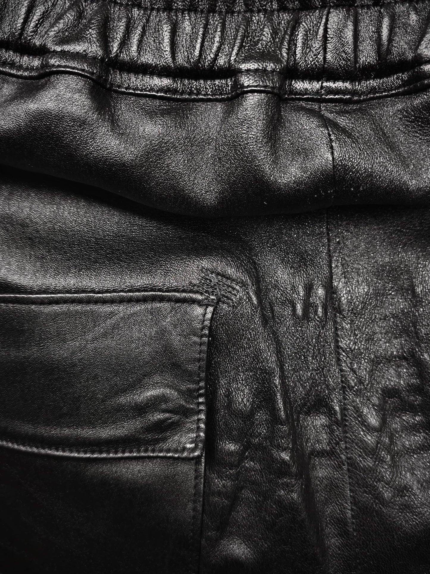 Rick Owens AW19 "LARRY" Lambskin Leather Stretch Cargo Joggers detail | DRIEW GARMENTS