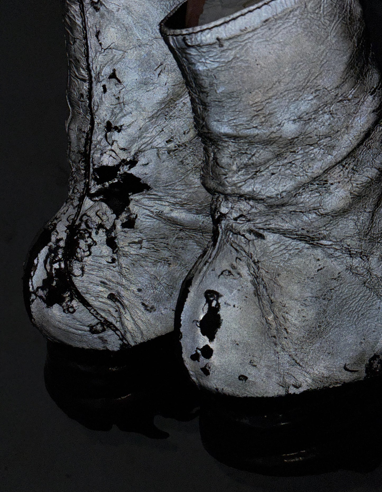 Carol Christian Poell ‘AM/2759P-IN XDERMA-PTC/010’ Reflective Kangaroo Leather Spur-Biter Prosthetic Buckle Drip Boots