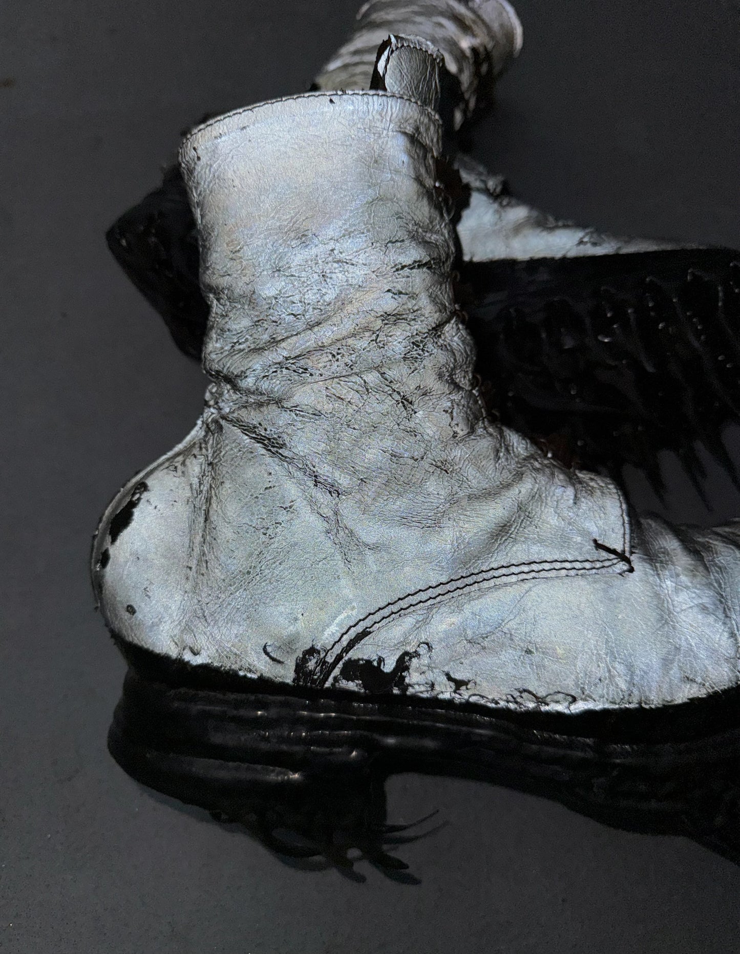 Carol Christian Poell ‘AM/2759P-IN XDERMA-PTC/010’ Reflective Kangaroo Leather Spur-Biter Prosthetic Buckle Drip Boots