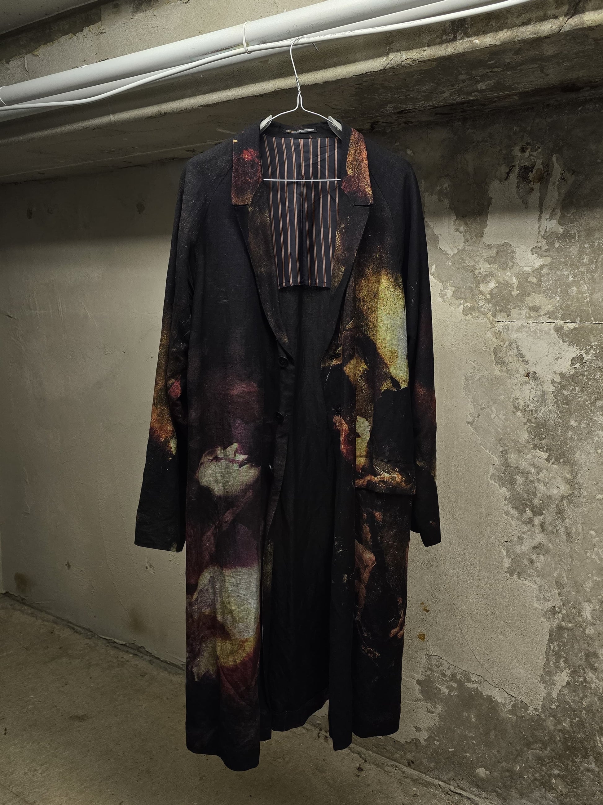 Yohji Yamamoto POUR HOMME SS24 Renaissance Painting Print Linen Coat detail | DRIEW GARMENTS