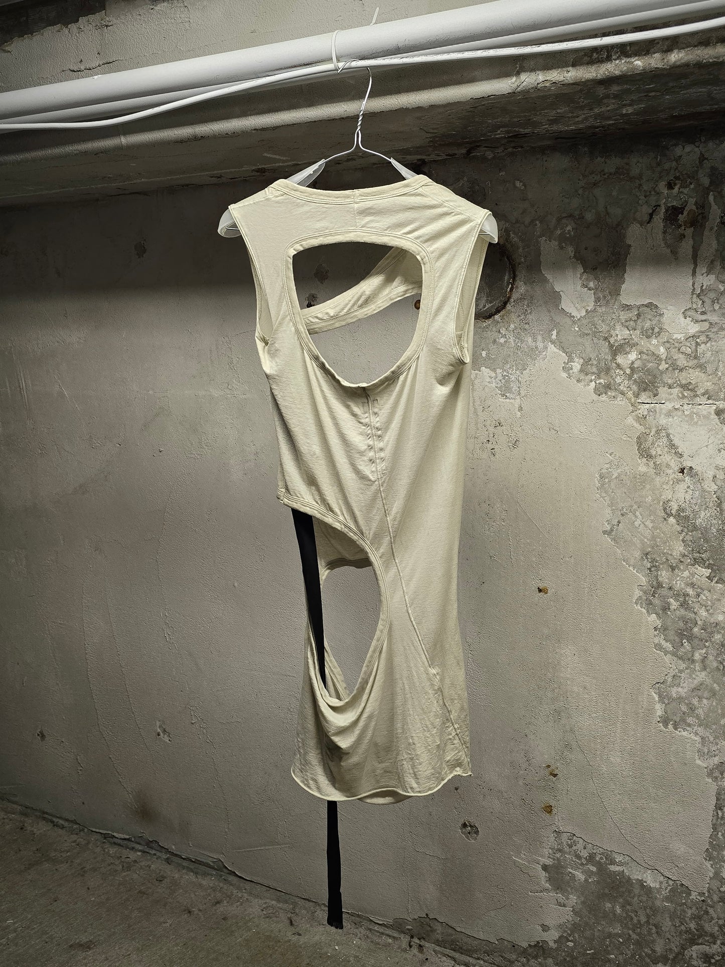 Rick Owens DRKSHDW SS24 "LIDO" PEARL Asymmetric Membrane III Long Tank Top detail | DRIEW GARMENTS