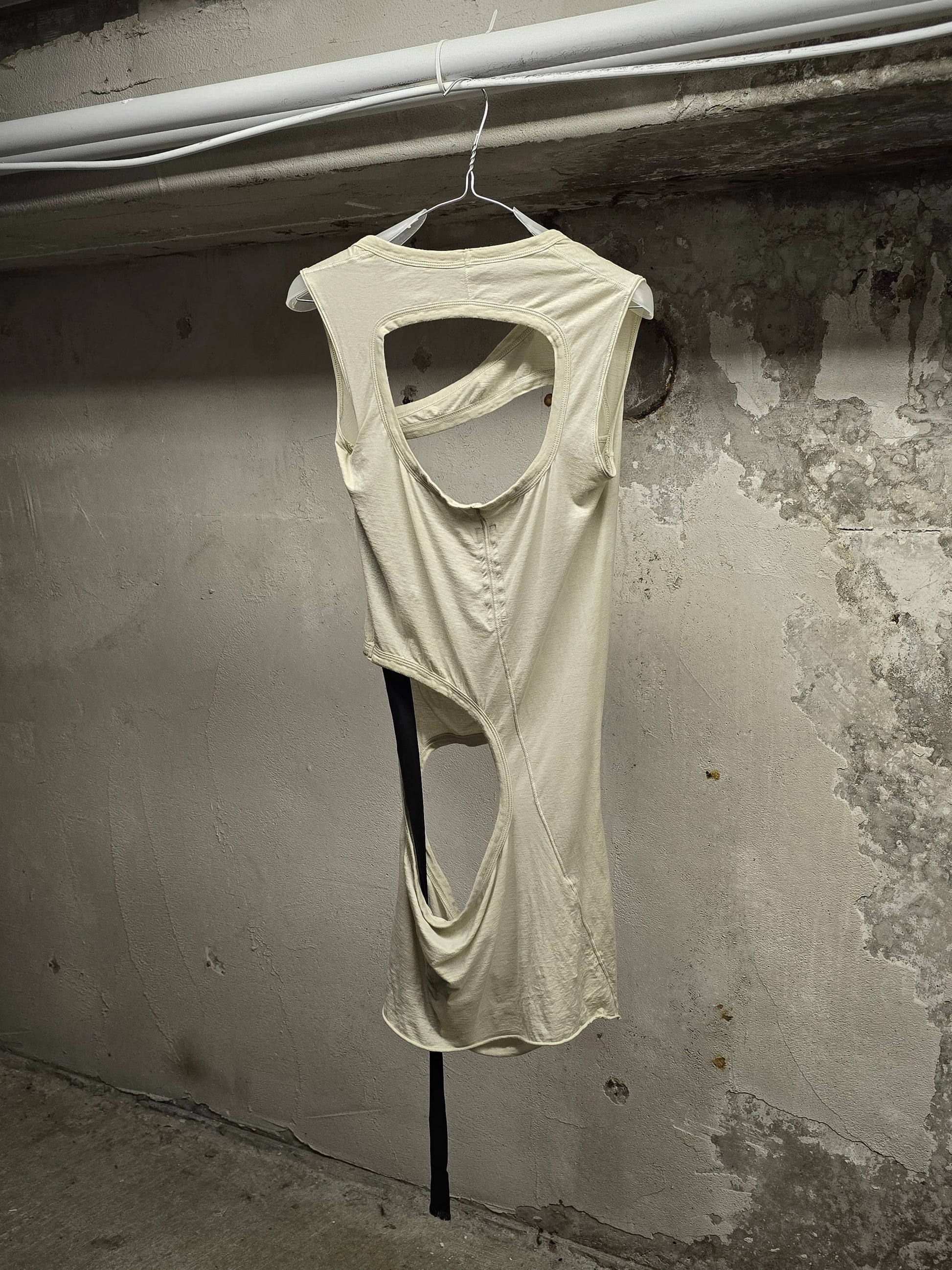 Rick Owens DRKSHDW SS24 "LIDO" PEARL Asymmetric Membrane III Long Tank Top detail | DRIEW GARMENTS