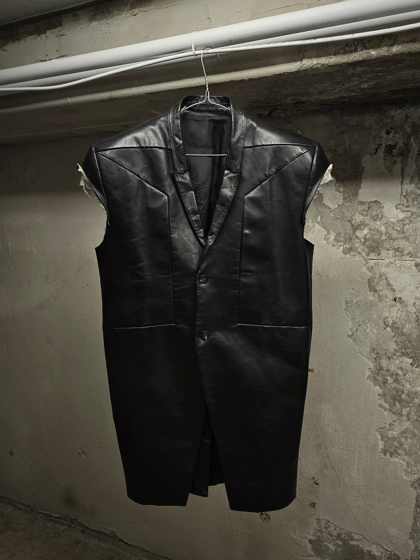 Rick Owens SS22 "FOGACHINE" Jumbo Tatlin Sleeveless Calf Leather Blazer | Archive Fashion Toronto