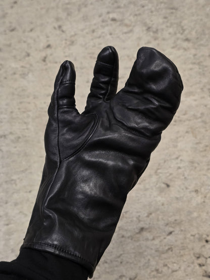 The Viridi-Anne x D.HYGEN AW25-26 Horse Leather Trigger Mittens