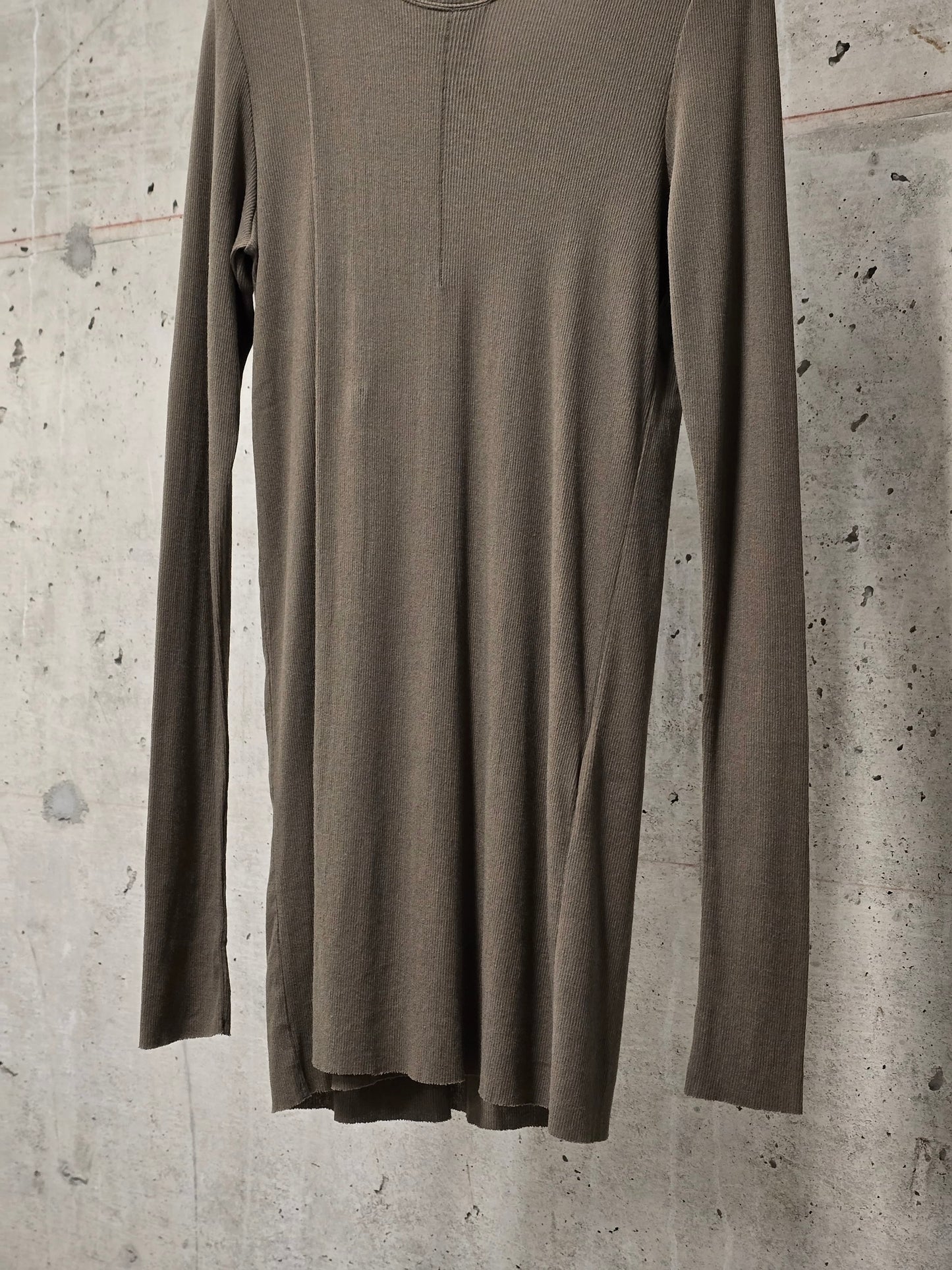 Julius_7 AW25 "EUROPA;" Olive High Twist Rib Knit Cotton Long-sleeves