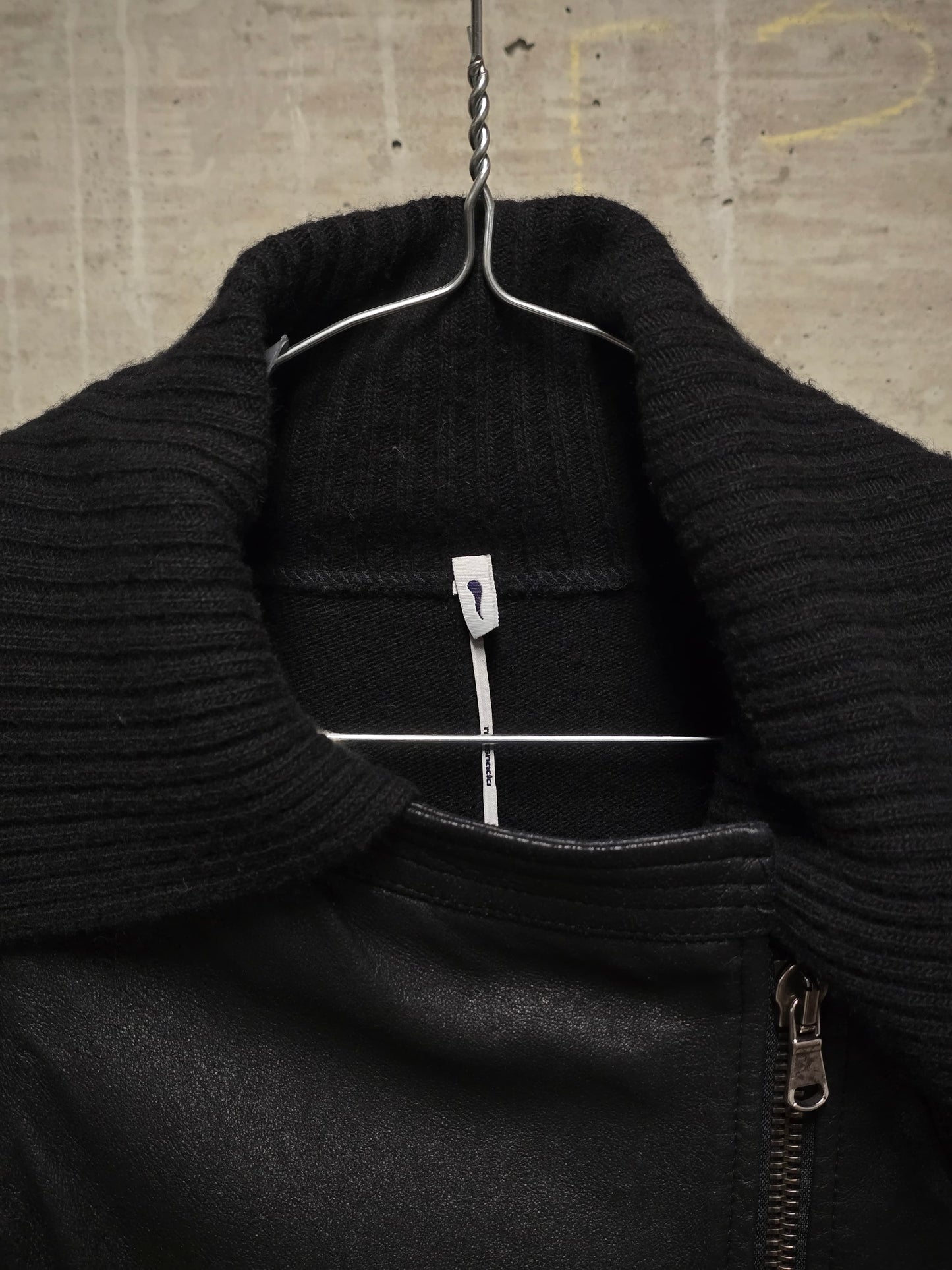 MASNADA Detachable Blistered Lamb Leather Asymmetric Zip Vest Wool Long-sleeves
