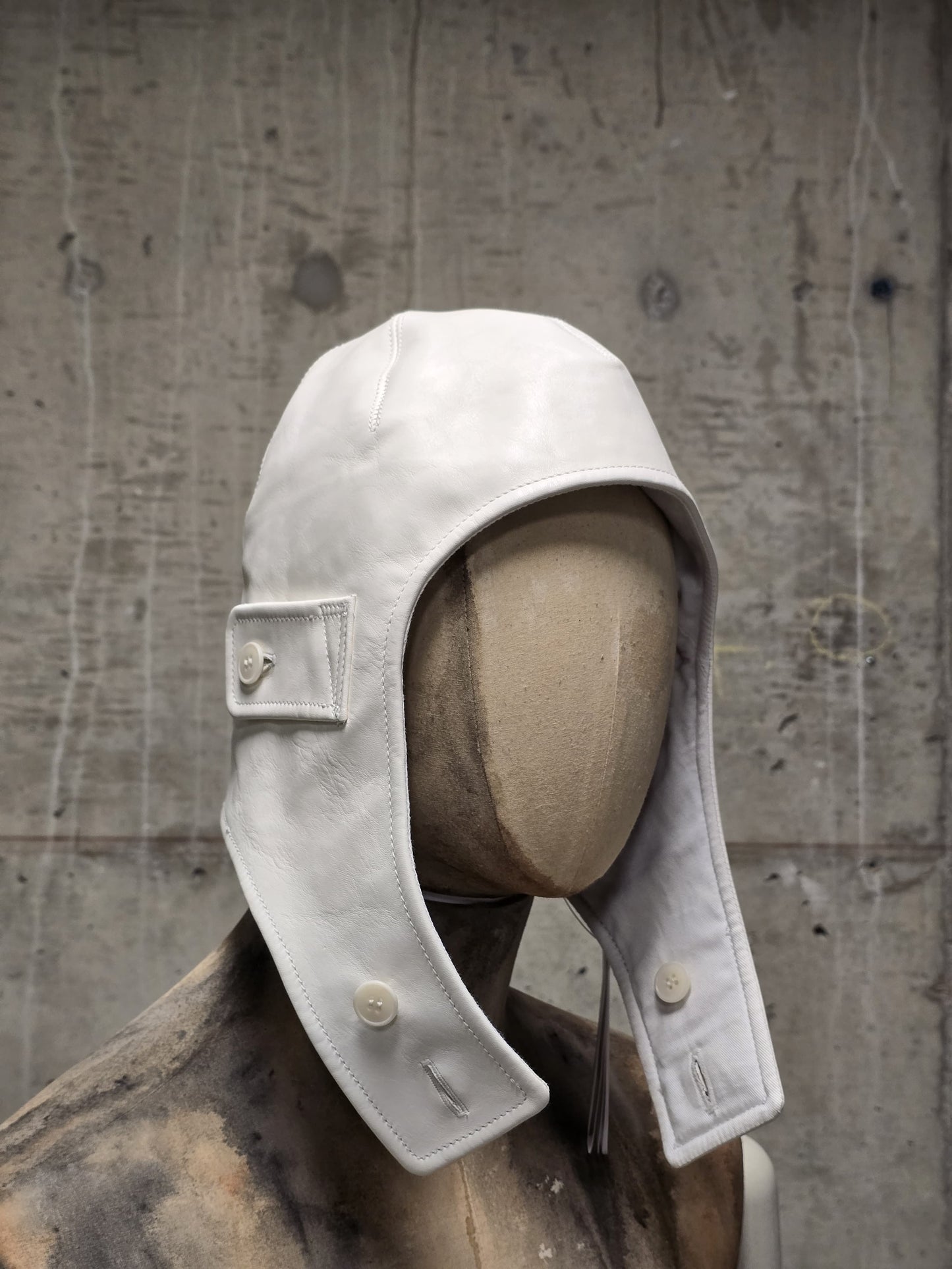 DEEPTI Collection °025-026 'LA–175R RAF-15' Padded One-piece Horse Leather Aviator Hat
