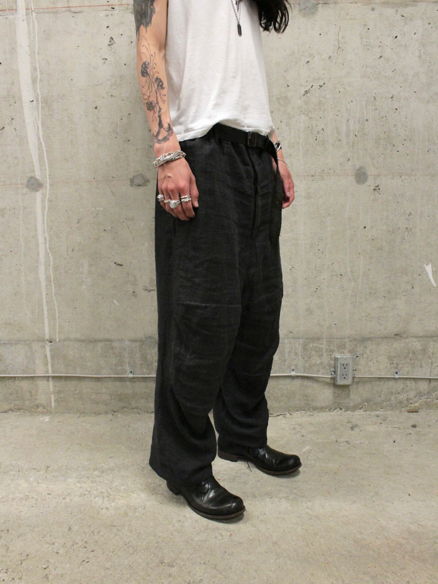 Paul Harnden Shoemakers Charcoal Grey ‘Lancashire’ Linen Belted Wide Leg Trousers
