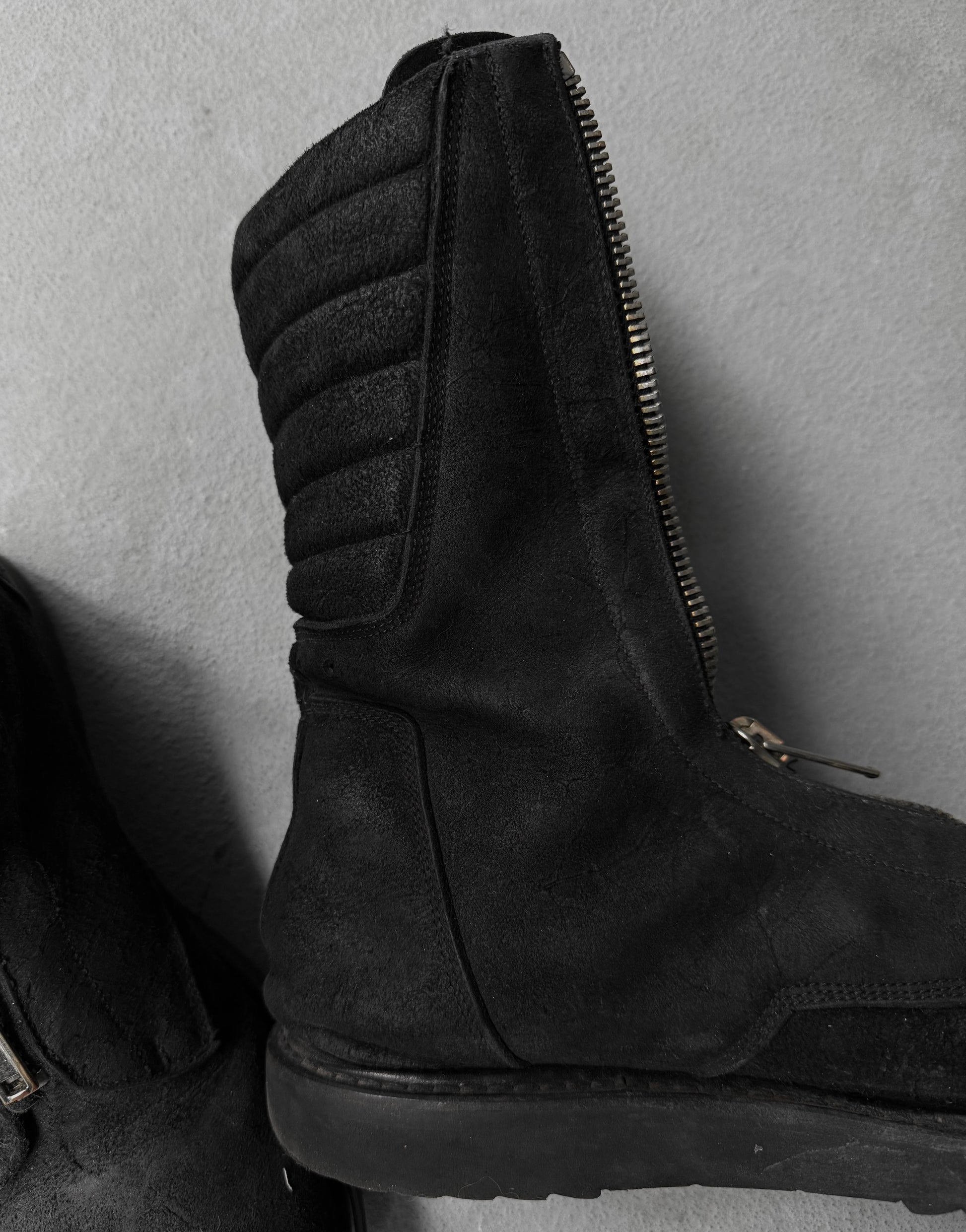 Rick Owens AW11 “LIMO” Reverse Leather Mohawk Basket Creeper Boots detail | DRIEW GARMENTS