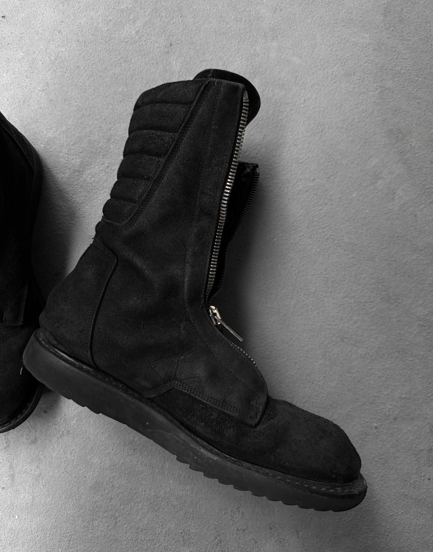 Rick Owens AW11 “LIMO” Reverse Leather Mohawk Basket Creeper Boots detail | DRIEW GARMENTS