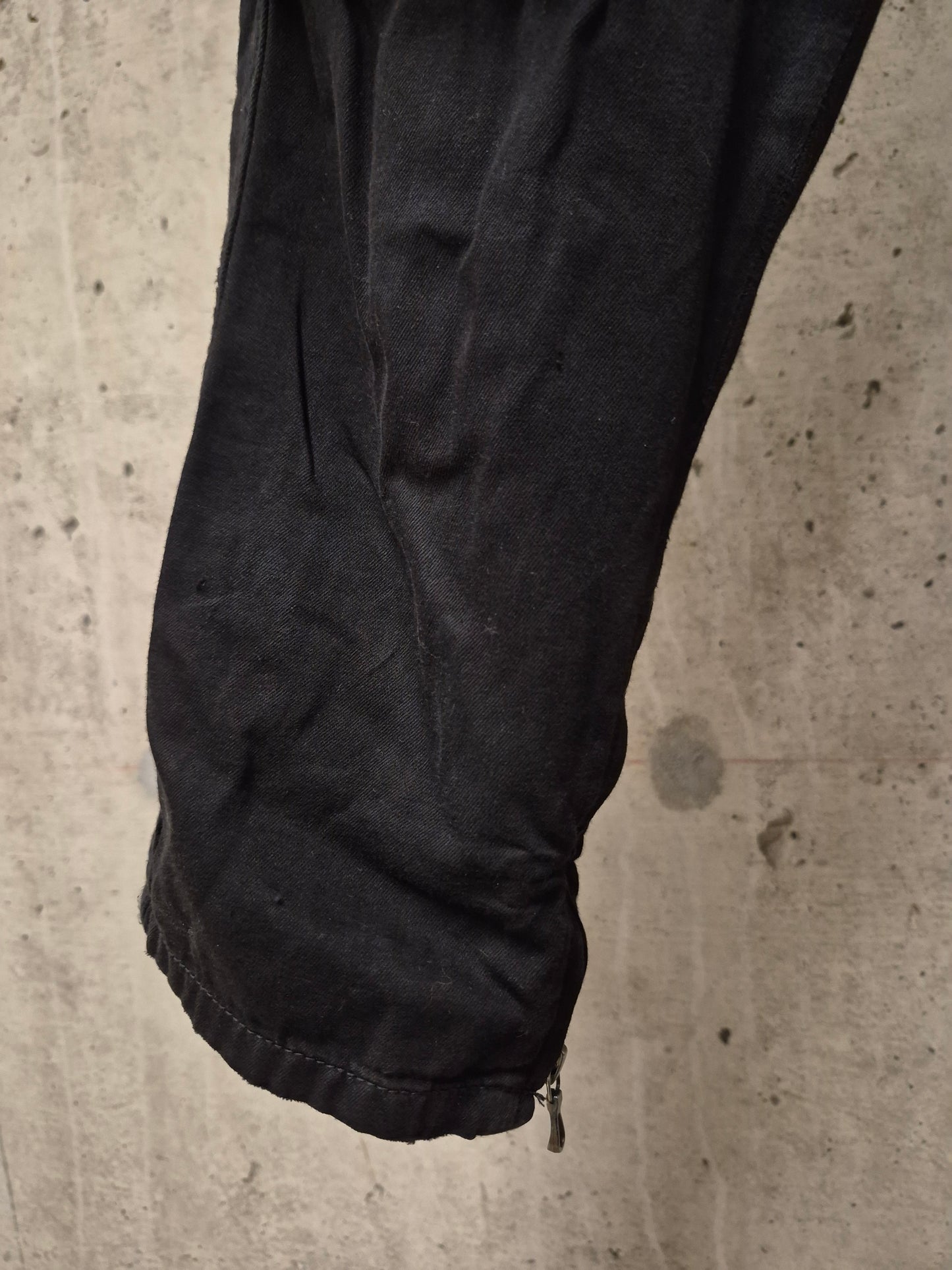 Julius_7 SS11 “Chaos ; Ontological Anarchism” Black 8oz Cotton Denim Distressed Gas-Mask Cargo Capris