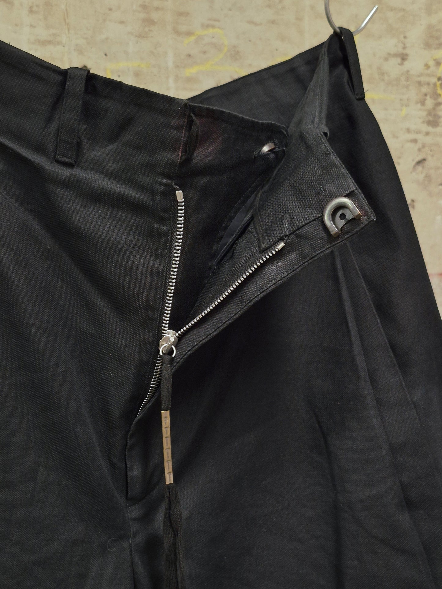 DAMIR DOMA SS09 Double Pleated Drop-crotch Shorts