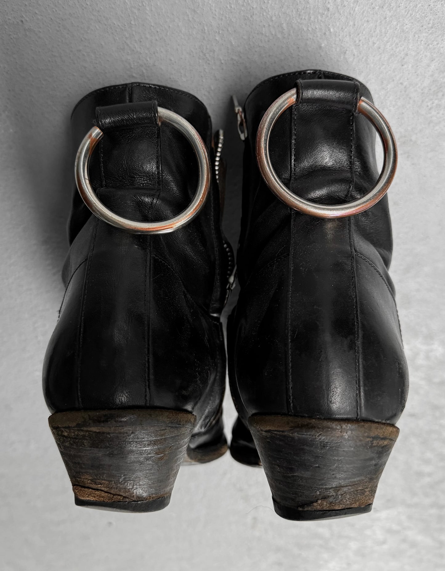 VETEMENTS SS17 ‘Ring’ Cuban Heel Boots