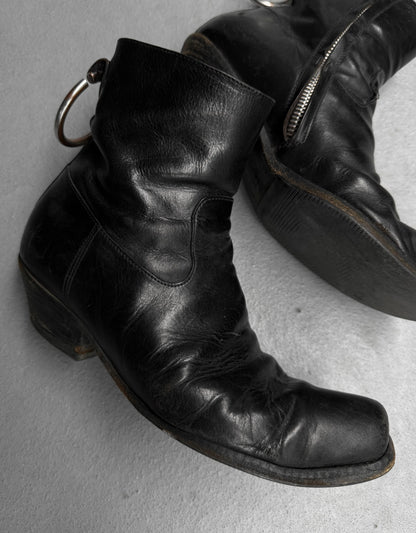 VETEMENTS SS17 ‘Ring’ Cuban Heel Boots