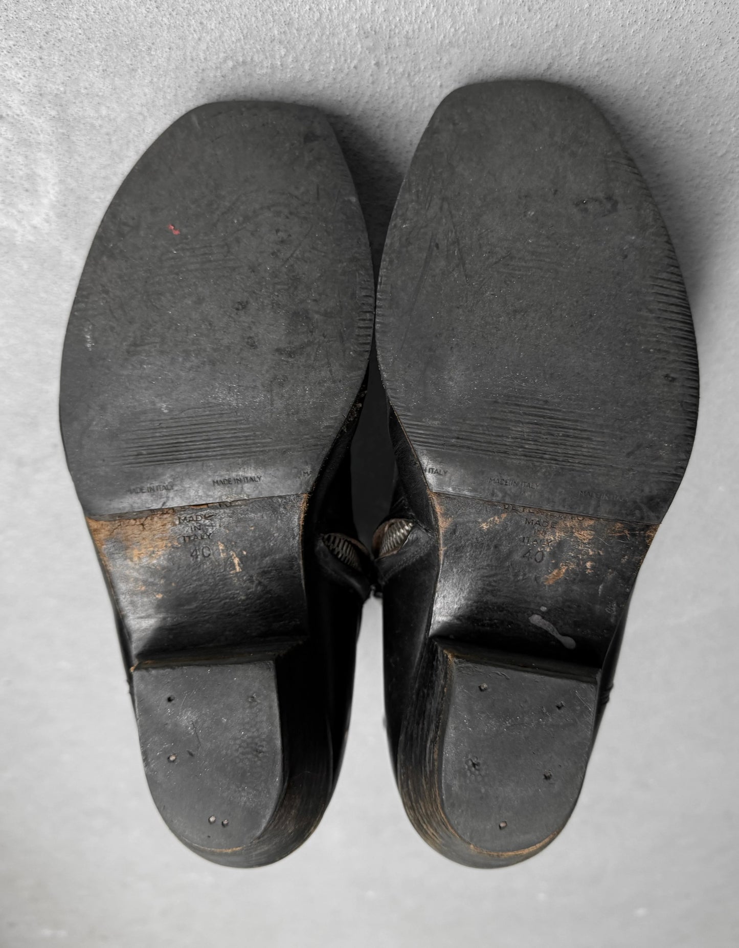 VETEMENTS SS17 ‘Ring’ Cuban Heel Boots